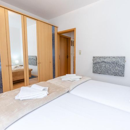 Apartman Lana Baška Exterior foto